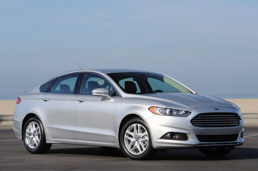  Ford Fusion 2013 года  (US) (фото 150 из 202)